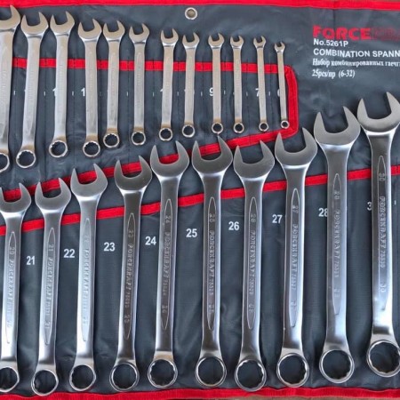 ForceKraft κλειδιά από 6 έως 32 mm σε μια θήκη ForceKraft κλειδιά από 6 έως 32 mm σε μια θήκη